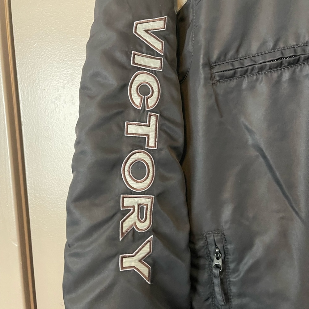Unisex Victory rain or light jacket 🔥🔥 - Picture 5 of 6